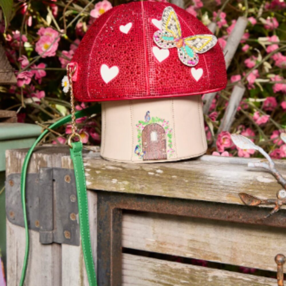 Betsey Johnson Mushroom Butterfly Crossbody Purse - So Unique  New - Picture 3 of 6